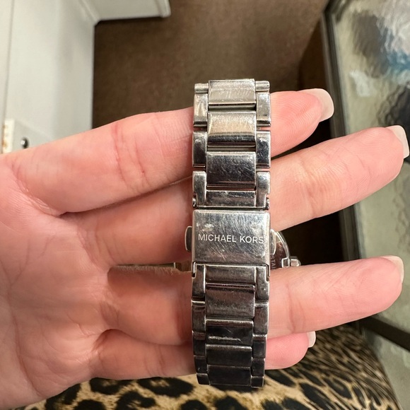 Michael Kors Watch - Picture 2 of 2